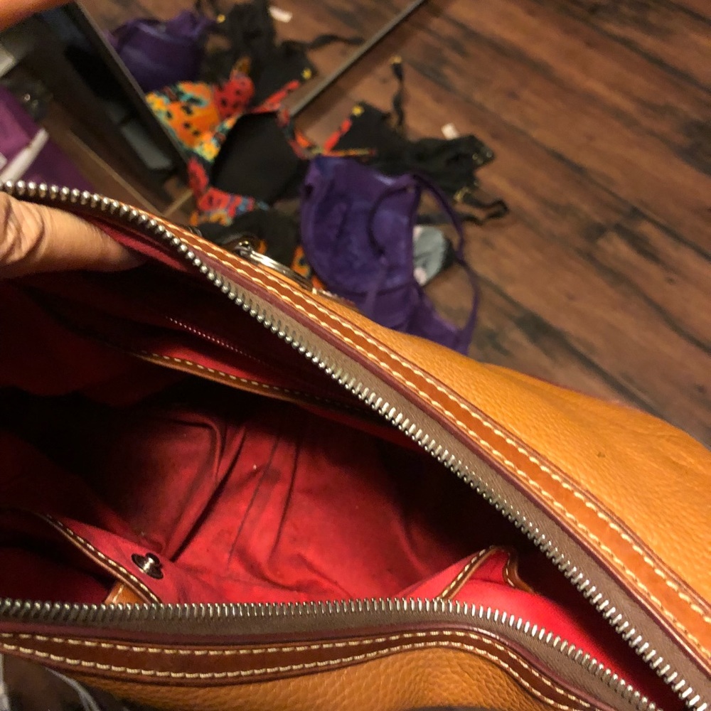 Dooney & Bourke pocket book - Picture 5 of 6